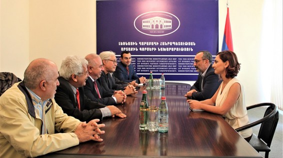 Արցախի ԱԳՆ ղեկավարն ընդունել է Թուրքիայից ժամանած մտավորականների