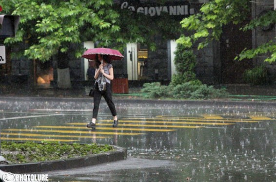 Հանրապետության ողջ տարածքում անձրև և ամպրոպ է սպասվում. ջերմաստիճանը 4-5 աստիճանով կնվազի