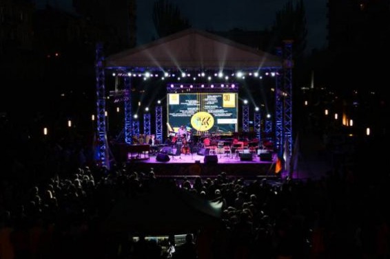 «Yerevan Jazz Fest»-ը Հայաստան կբերի հանրահայտ երաժիշտներ Մարկուս Միլերին և Գոնսալո Ռուբալկաբային