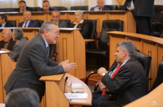 Արցախի խորհրդարանը մի շարք օրենքներ է քննարկել և ընդունել
