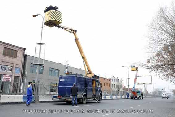 Ամենօրյա աշխատանքներ` մայրաքաղաքի արտաքին լուսավորության ցանցում