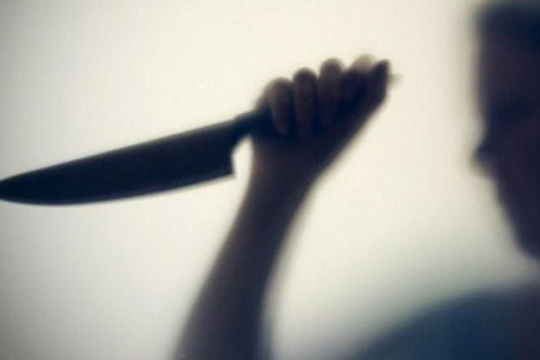 Էջմիածնում 27-ամյա աղջիկ է դանակահարվել