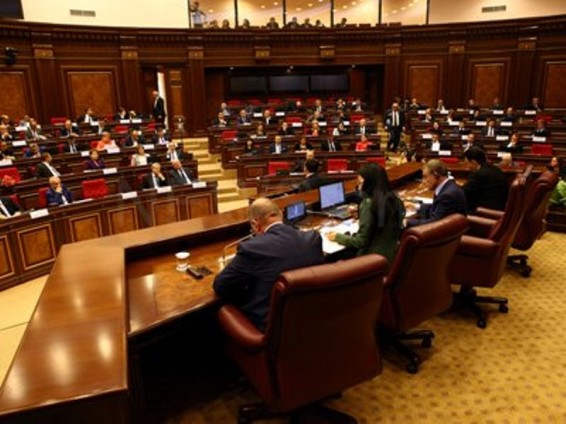 ԱԺ-ում ընդունվեցին նախօրեին քննարկված օրինագծերը