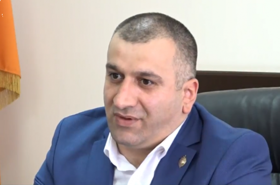 Անձնագրային վարչությունում հերթերի գոյացումը ժամանակավոր է, իսկ առաջիկայում բարեփոխումներ կլինեն. Մ. Բիչախչյան .tert.am