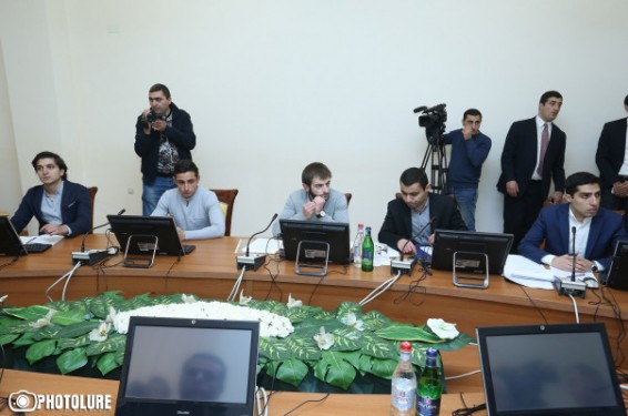 Ծրագրավորողի համար ստեղծված են պայմաններ, բայց հոգեբանության ֆակուլտետի ուսանողի համար՝ ոչ. ուսանողը՝ փոխնախարարին