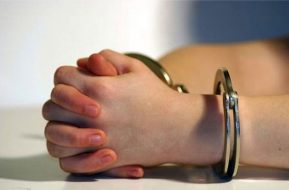 Բերդում արտաքնոցի փոսի մեջ նետված երեխան եղել է կենսունակ, նրան խեղդելու կասկածանքով ձերբակալվել է 57-ամյա տատը