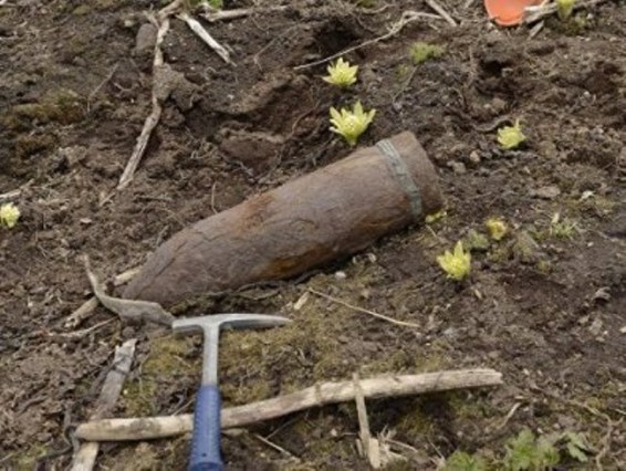 Երեւանյան տներից մեկի բակում արկ է հայտնաբերվել