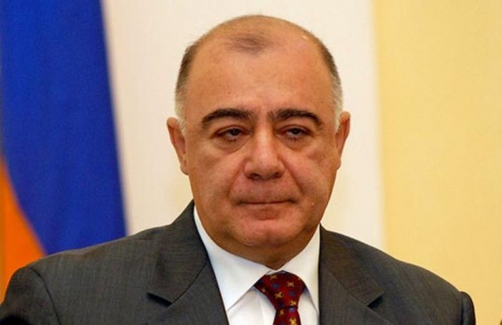 Սամվել Բալասանյանը Հռոմի պապի համար նվեր է պատրաստել