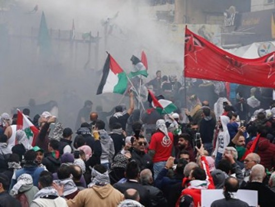 Բեյրութի մերձակայքում՝ ԱՄՆ դեսպանատան մոտ ցույցը վերաճել է ոստիկանության հետ բախումների