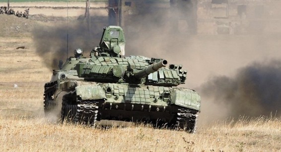 Российские танкисты готовятся в Армении к 