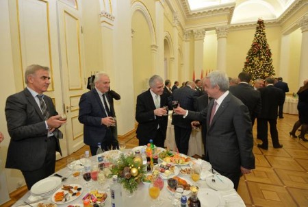 Նախագահի նստավայրում տոնական ընդունելություն է կազմակերպվել Հայաստանի գործարար համայնքի ներկայացուցիչների համար