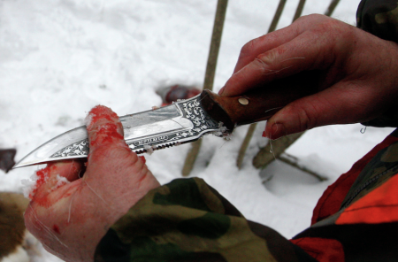 «Էտալոն» սուպերմարկետի մոտ դանակահարել են 35 և 30-ամյա եղբայրների