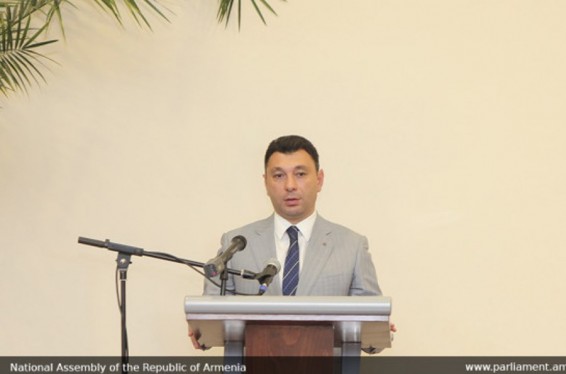 Նախագահն ասել է՝ Արցախը ոչ մի կարգավիճակով չի կարող լինել Ադրբեջանի մաս.  Շարմազանով