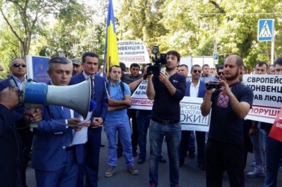 Ուկրաինայում բնակվող ադրբեջանցիները դիմել են Արսեն Ավակովին՝ իրենց պաշտպանելու խնդրանքով