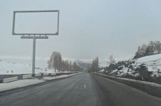 Դեպի Արփի լիճ տարող ճանապարհահատվածը երթուղայիններ չեն սպասարկում