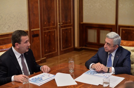 Նախագահը խորհրդակցություն է անցկացրել ՏՄՊՊՀ  հանձնաժողովի անդամների մասնակցությամբ