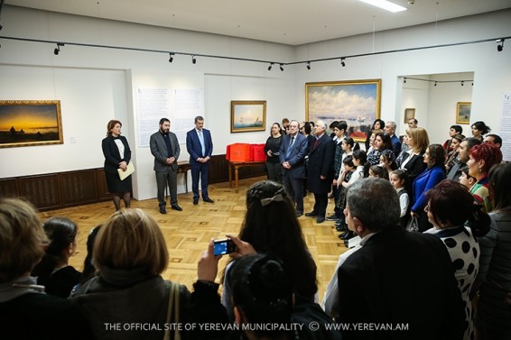 Մայրաքաղաք հաղորդաշարն անդրադարձել է Հովհ. Այվազովսկու 200-ամյակին նվիրված դպրոցական աշխատանքների մրցույթին և արդյունքների ամփոփմանը