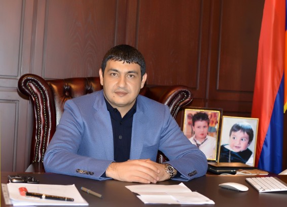 Բանակի կողքին լինելու կարևորության գիտակցումը պետք է դառնա յուրաքանչյուր հայ մարդու մտածողության անբաժան մասնիկը.Կոտայքի մարզպետ Կ. Գուլոյան