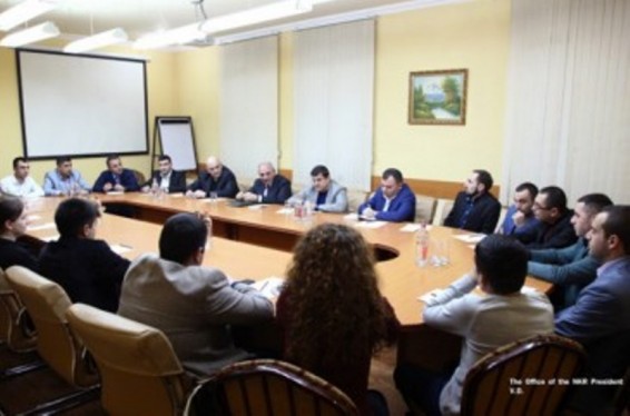 Արցախի նախագահը հանդիպել է «Ազատ հայրենիք» կուսակցության երիտթևի անդամների հետ