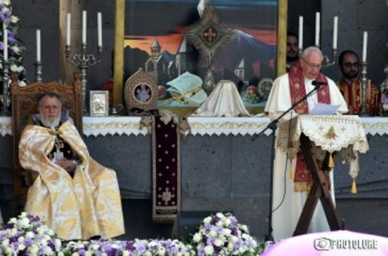 Խնդրում եմ օրհնեք մեր այս ընթացքը՝ դեպի կատարյալ միություն.Հռոմի պապ