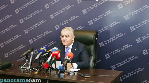 Արման Սահակյանը՝ վարչապետի հետ հարաբերությունների, «ողնաշար ջարդելու» մասին
