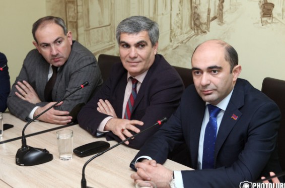 Լրագրողների ներկայությունը հրապարակայնության գլխավոր երաշխիքն է. «Ելք»-ի հայտարարությունը