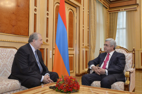 Վստահ եմ՝ լավագույնս եք կատարելու ՀՀ նախագահի պարտականությունները. Սերժ Սարգսյանն ընդունել է Արմեն Սարգսյանին