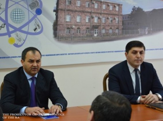 Արթուր Դավթյանն աշխատանքային քննարկում է ունեցել ՀՀ ԳԱԱ «Փորձաքննությունների ազգային բյուրոյի» ղեկավարության և փորձագետների հետ