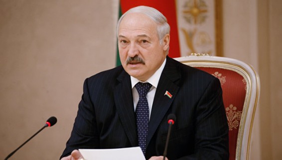 Лукашенко заявил, что власть в Белоруссии 