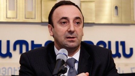 200 հազար դրամ` համազգեստի համար. ՍԴ-ն պատրաստվում է դիմավորել Հրայր Թովմասյանին