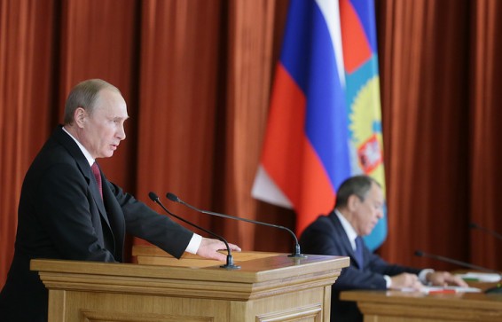 Прямая Трансляция: Выступление В.В.Путина на совещании послов