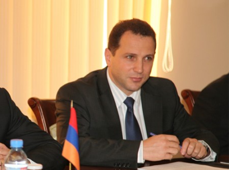 Դավիթ Տոնոյանն ընդունել է Համաշխարհային բանկի պատվիրակությանը