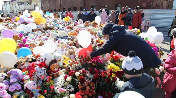 Родственников погибших в ТЦ «Зимняя вишня» госпитализировали в психбольницу в Кемерово