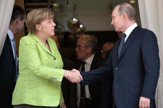 Պուտինը և Մերկելը պայմանավորվել են շարունակել ներուկրաինական ճգնաժամի կարգավորմանն ուղղված համատեղ աշխատանքը «նորմանդական ձևաչափով»