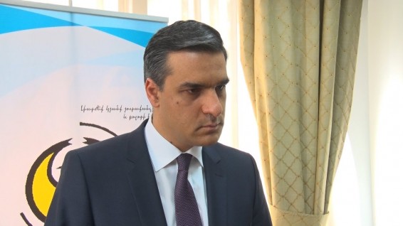 Դատապարտելի է լրագրող Տիրայր Մուրադյանի նկատմամբ գործադրված բռնությունը. Արմեն Թաթոյան