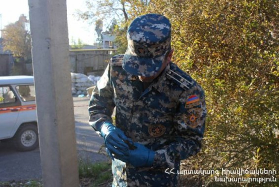 На крыше здания 6 по улице Ахпюр-Серопа обнаружена мина