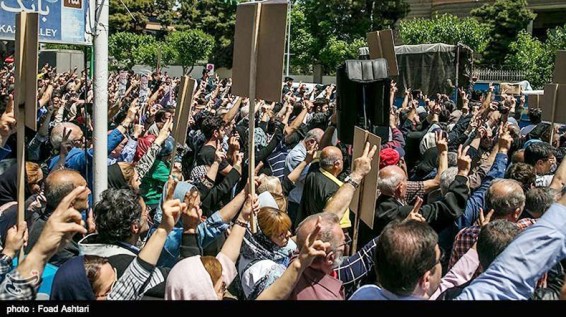 Напротив посольства Турции в Иране состоялась акция протеста с требованием признать Геноцид армян