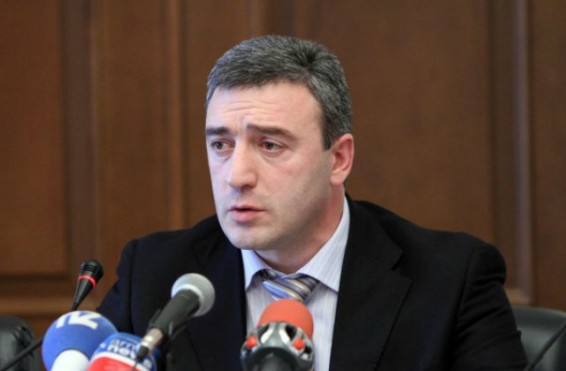 Լոռու մարզպետի հրաժարականի մասին լուրերը իրականությանը չեն համապատասխանում. Aravot.am
