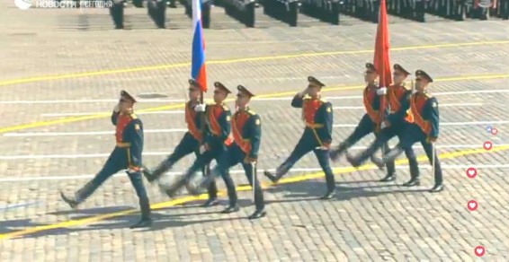 LIVE: Парад Победы на Красной площади в Москве