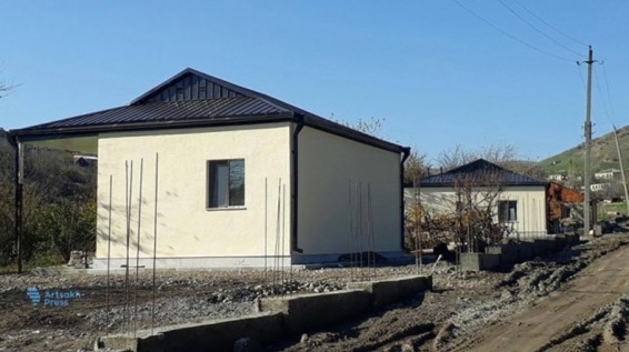 В Арцахе проводятся масштабные строительные работы в рамках благотворительных проектов