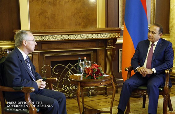 Հովիկ Աբրահամյանը Իոաննիս Տայիսին մաղթել է նորանոր հաջողություններ հետագա գործունեության ընթացքում