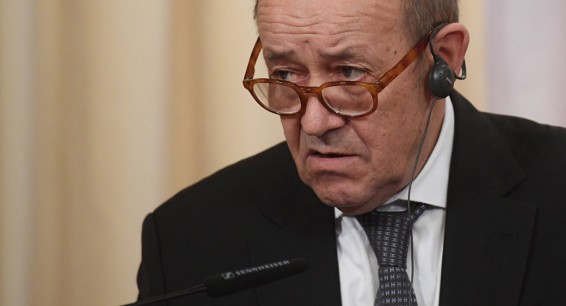 Глава МИД Франции в Ереване почтил память жертв Геноцида армян