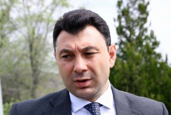 Շարմազանովը կցանկանար, որ Նիկոլ Փաշինյանի ելույթում հնչեր նաև Գարեգին Նժդեհի անունը