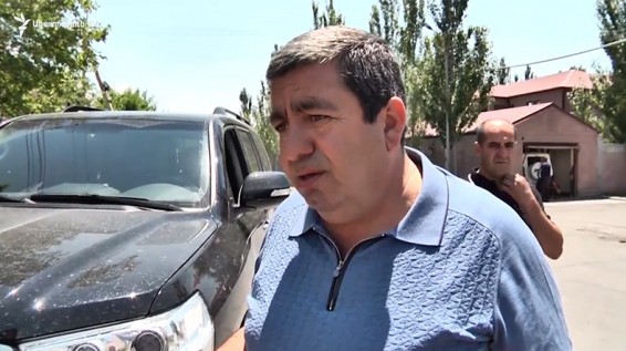 «Они очень культурно ворвались в наш дом»: Аракел Мовсисян рассказал о действиях сотрудников СНБ Армении
