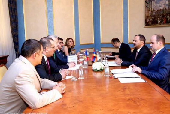 Արթուր Դավթյանն ընդունել է դատախազության 100-ամյակի միջոցառումներին մասնակցող պատվիրակությունների ղեկավարներին