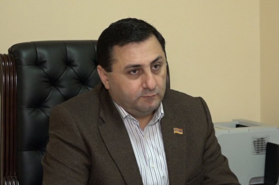 Սամվել Ֆարմանյանն առաջիկայում շրջանառության մեջ կդնի բուքմեյքերական գրասենյակների գործունեությունն արգելող օրենսդրական նախաձեռնություն