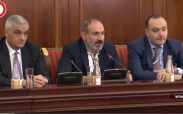 Այսօր ակտիվ պայքար է գնում կոռուպցիայի դեմ. Փաշինյանը հանդիպել է Սանկտ Պետերբուրգի հայ գործարարների հետ