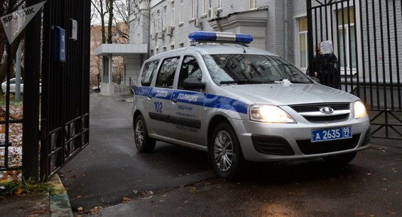 Три сестры жестоко убили отца в Москве: что именно произошло в семье Хачатурян?