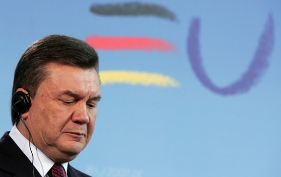 Защита Януковича заявила отвод суду по делу о госизмене из-за отказа допросить свидетеля  Подробнее на ТАСС: http://tass.ru/mezhdunarodnaya-panorama/5415719