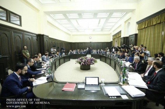 Մեկնարկել է Կառավարության նիստը. օրակարգում ընդգրկված է 15 հարց
